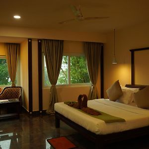 Double Room Garden View
